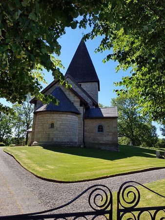 Kinne-Vedums kyrka